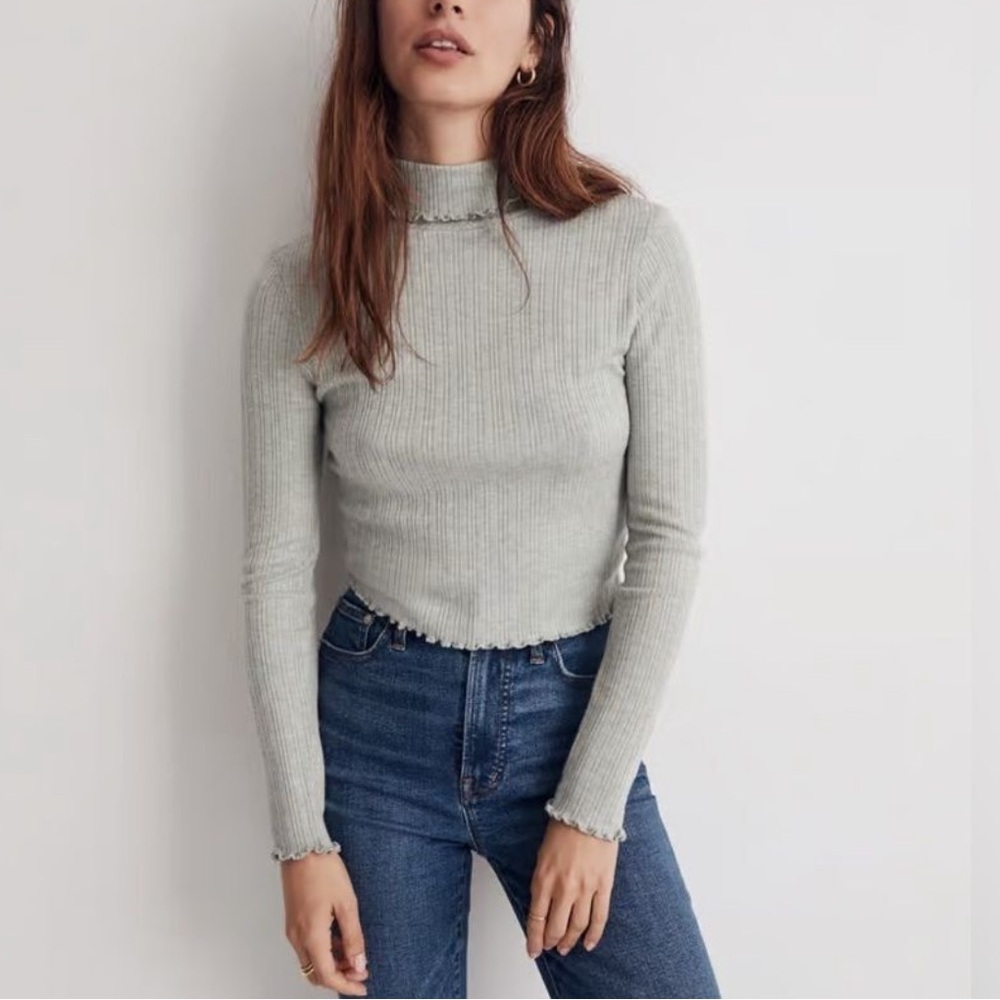 Madewell Lettuce Hem Turtle Neck